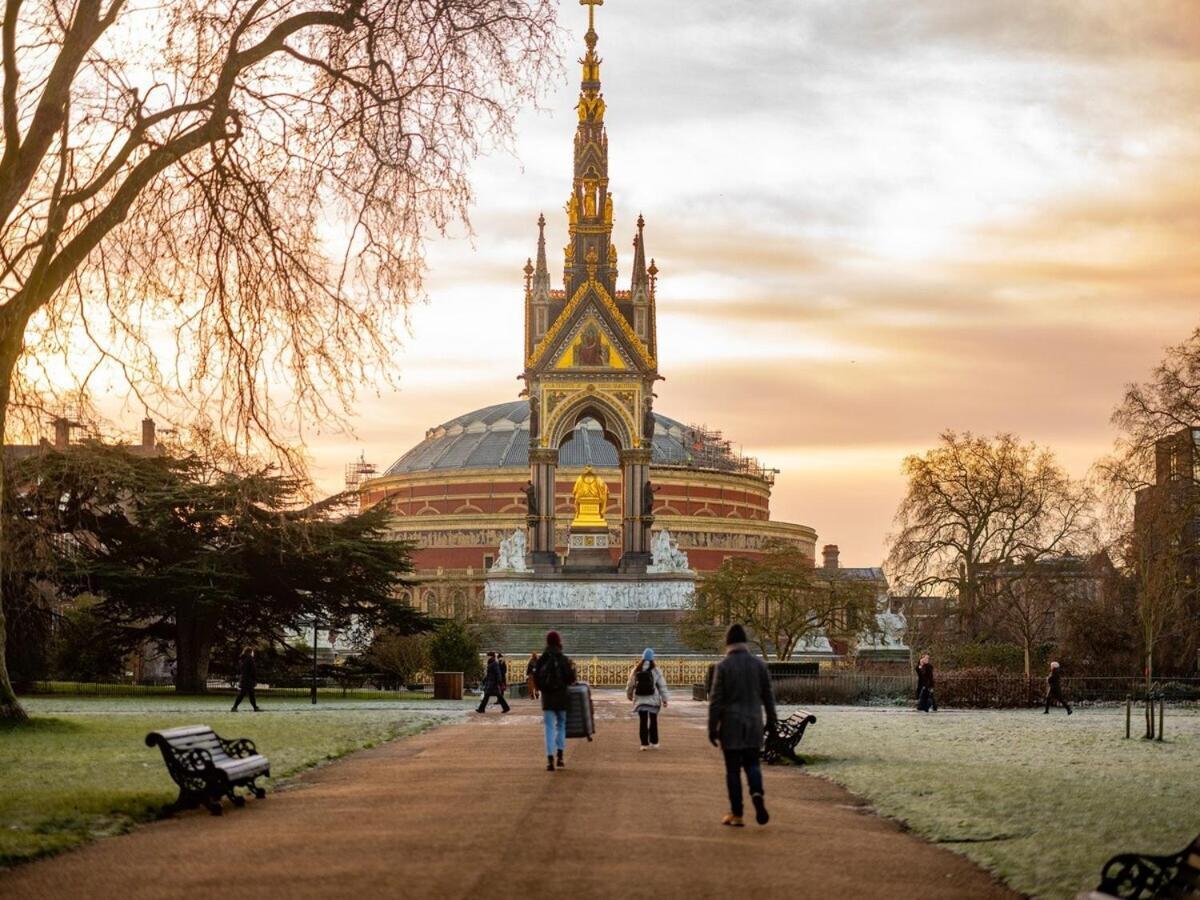 1-Bed Apartment, Close To Kensington Olympia With Free Wi-Fi & Netflix Лондон Экстерьер фото