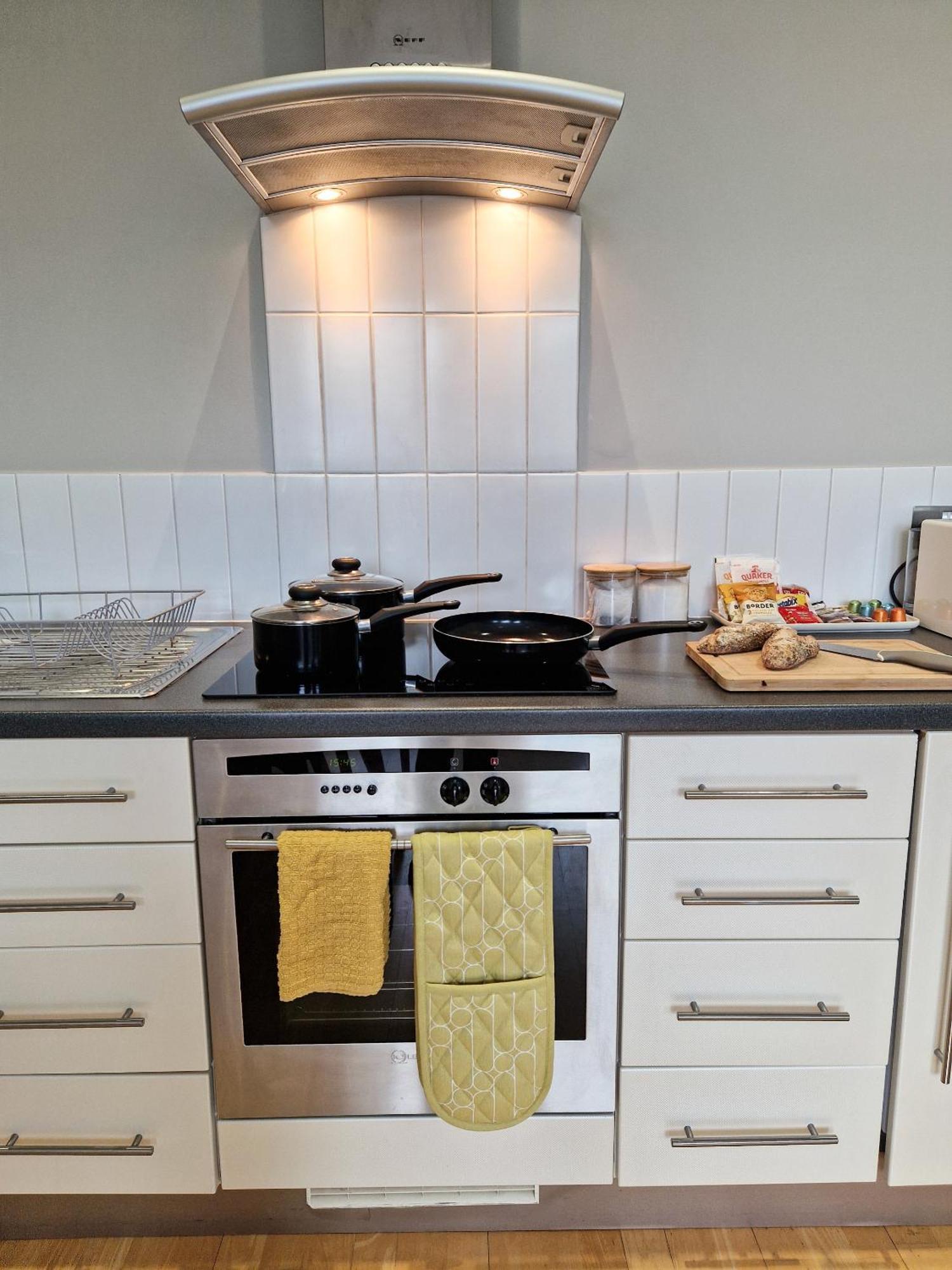 1-Bed Apartment, Close To Kensington Olympia With Free Wi-Fi & Netflix Лондон Экстерьер фото