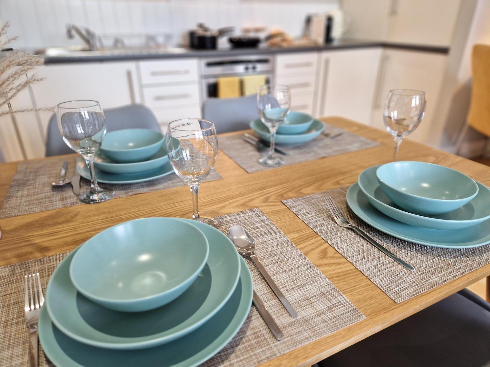 1-Bed Apartment, Close To Kensington Olympia With Free Wi-Fi & Netflix Лондон Экстерьер фото