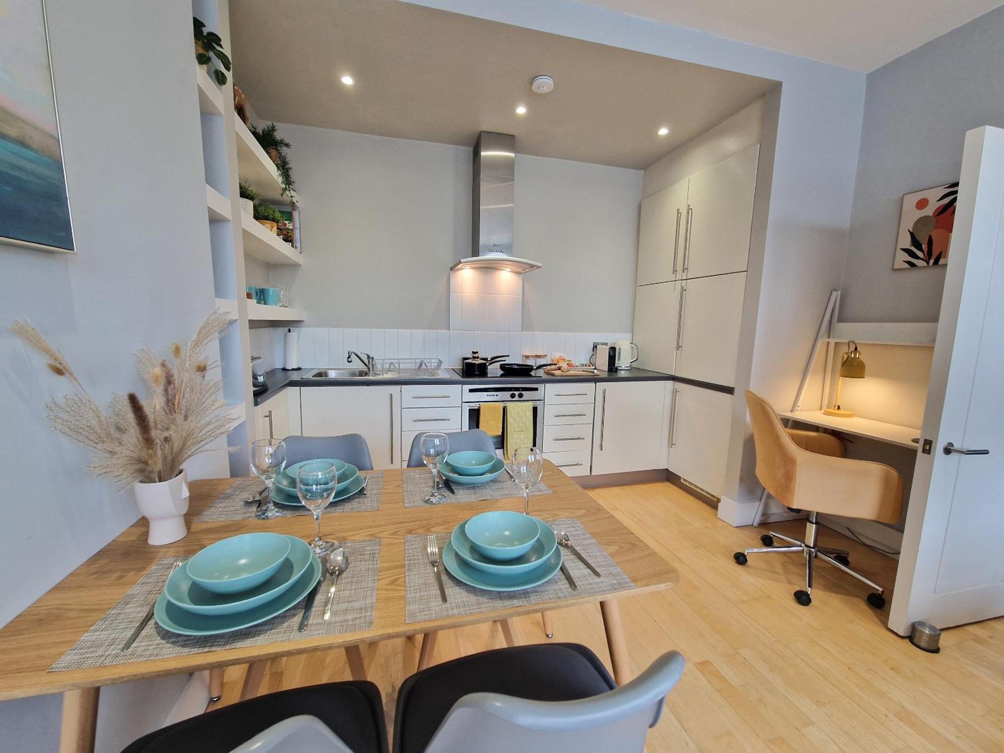 1-Bed Apartment, Close To Kensington Olympia With Free Wi-Fi & Netflix Лондон Экстерьер фото