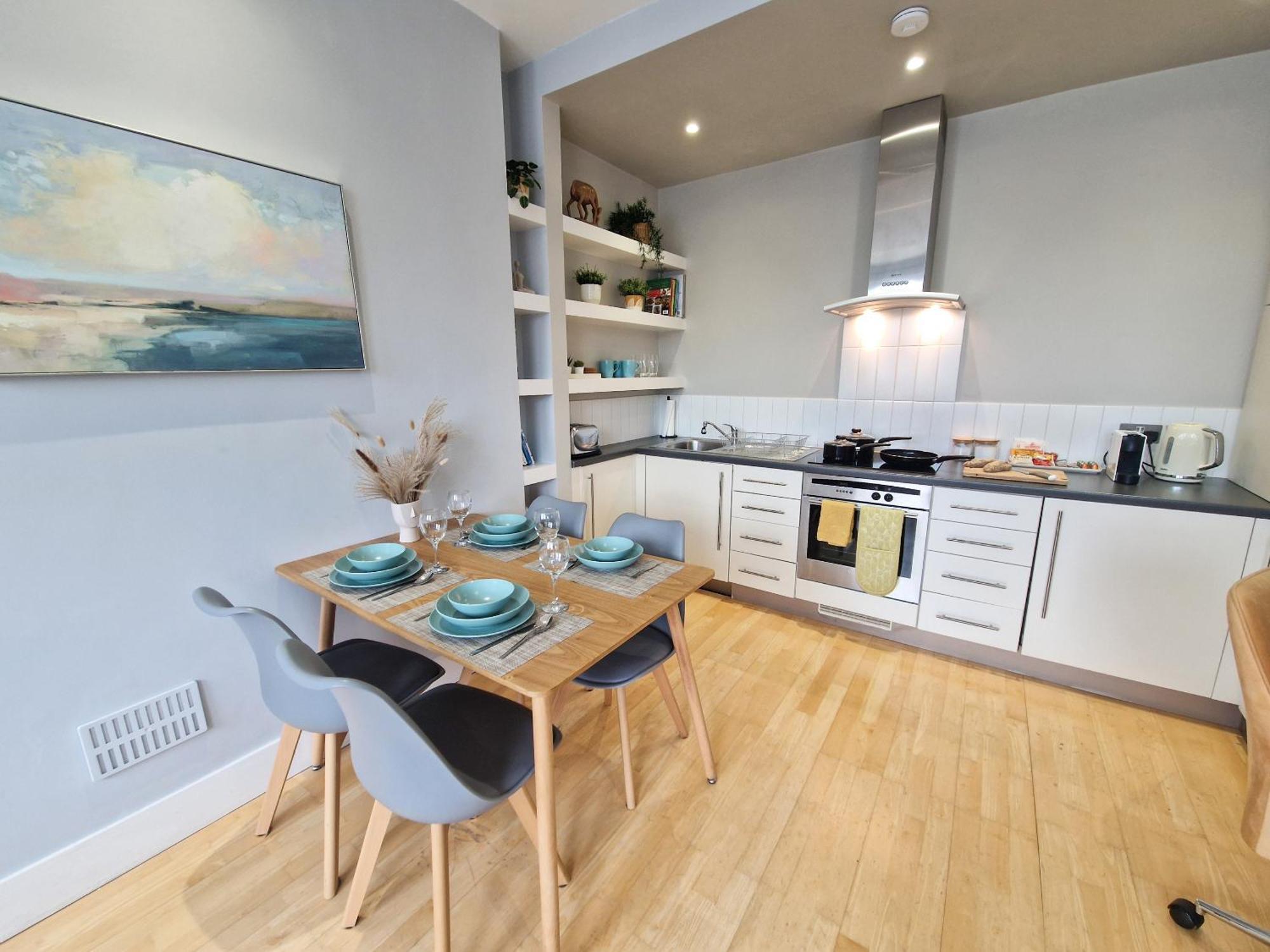1-Bed Apartment, Close To Kensington Olympia With Free Wi-Fi & Netflix Лондон Экстерьер фото