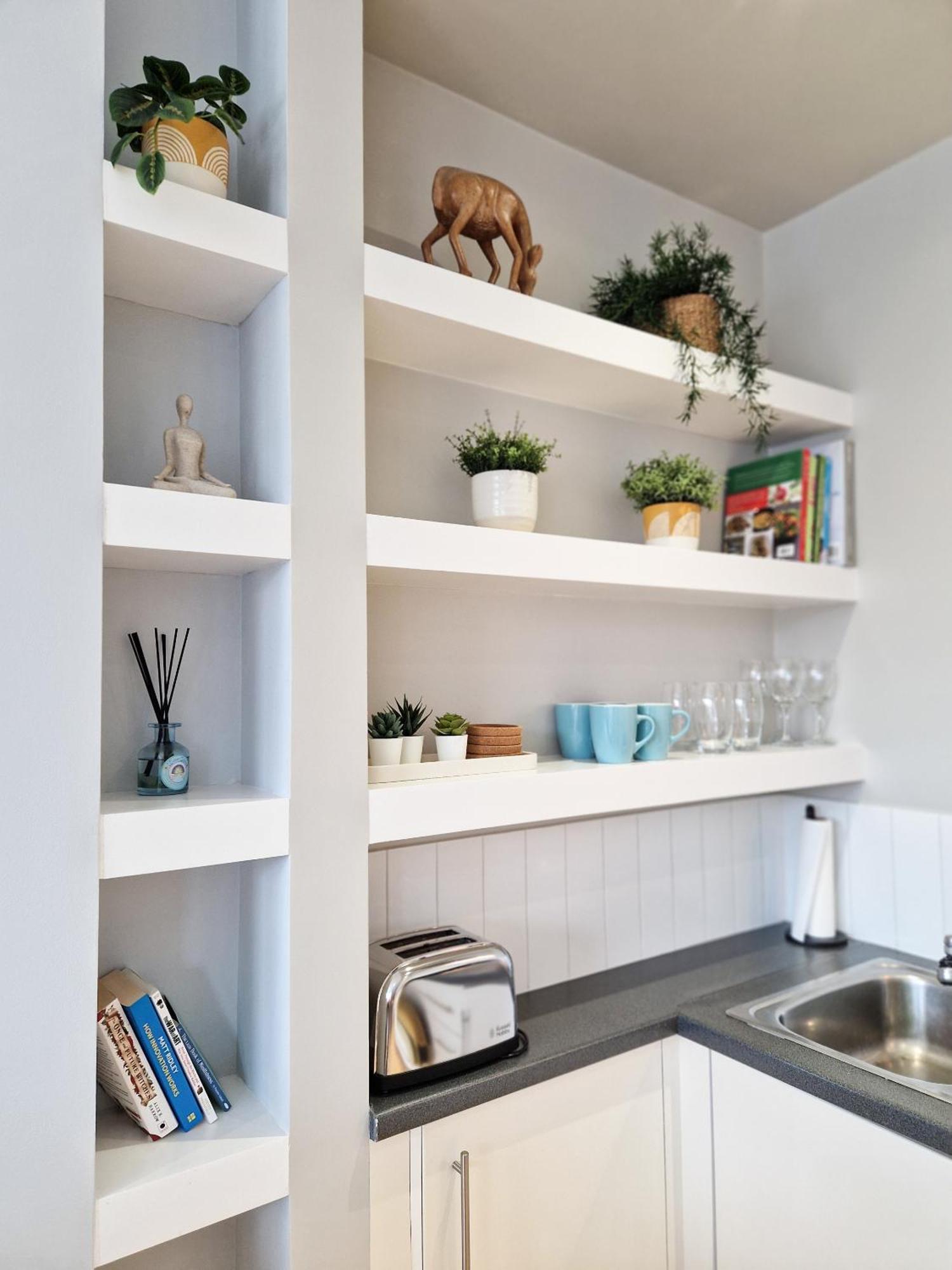 1-Bed Apartment, Close To Kensington Olympia With Free Wi-Fi & Netflix Лондон Экстерьер фото